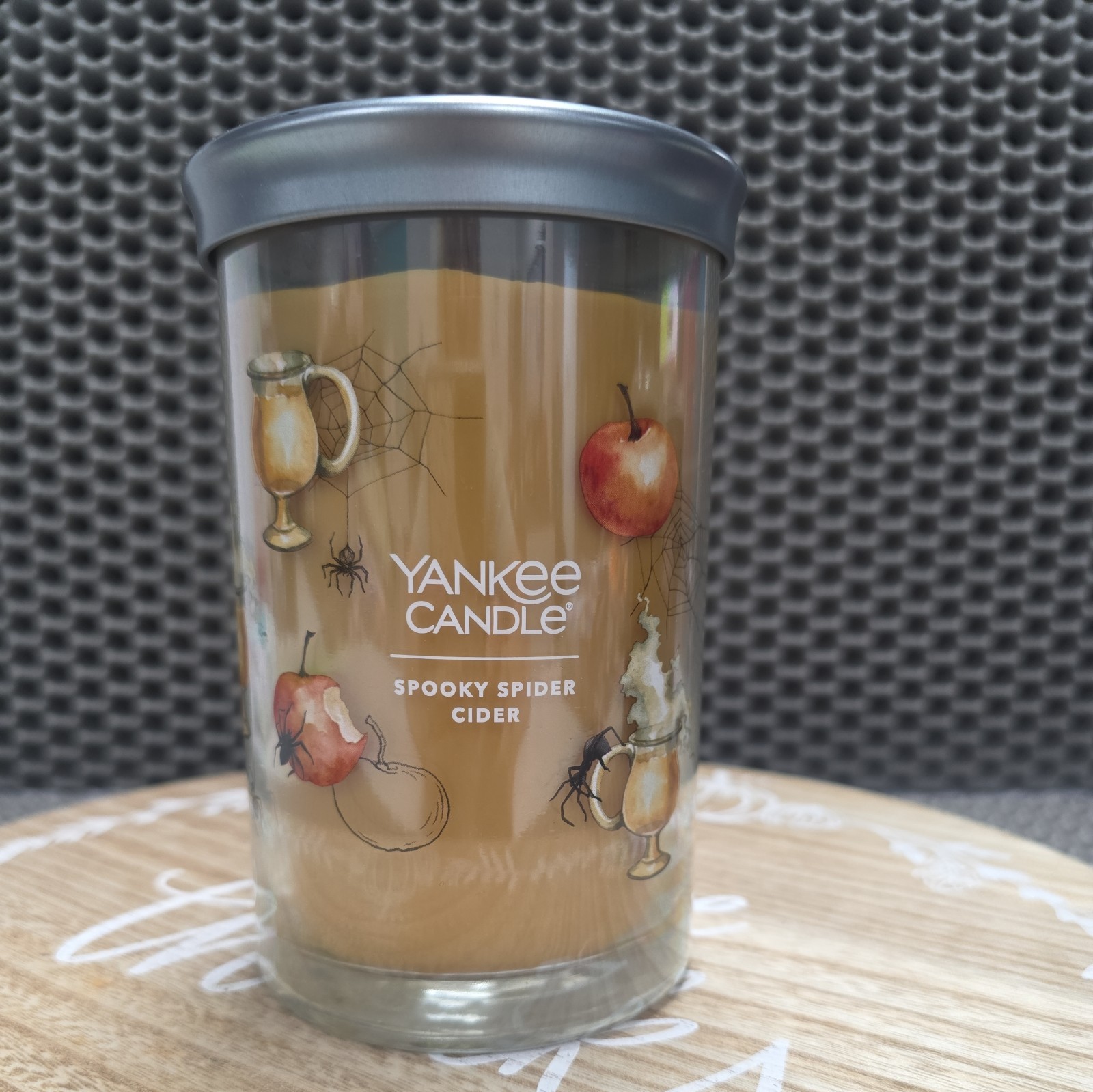 Yankee Candle SPOOKY SPIDER CIDER 20 oz Two Wick Large Tumbler Candle NEW
