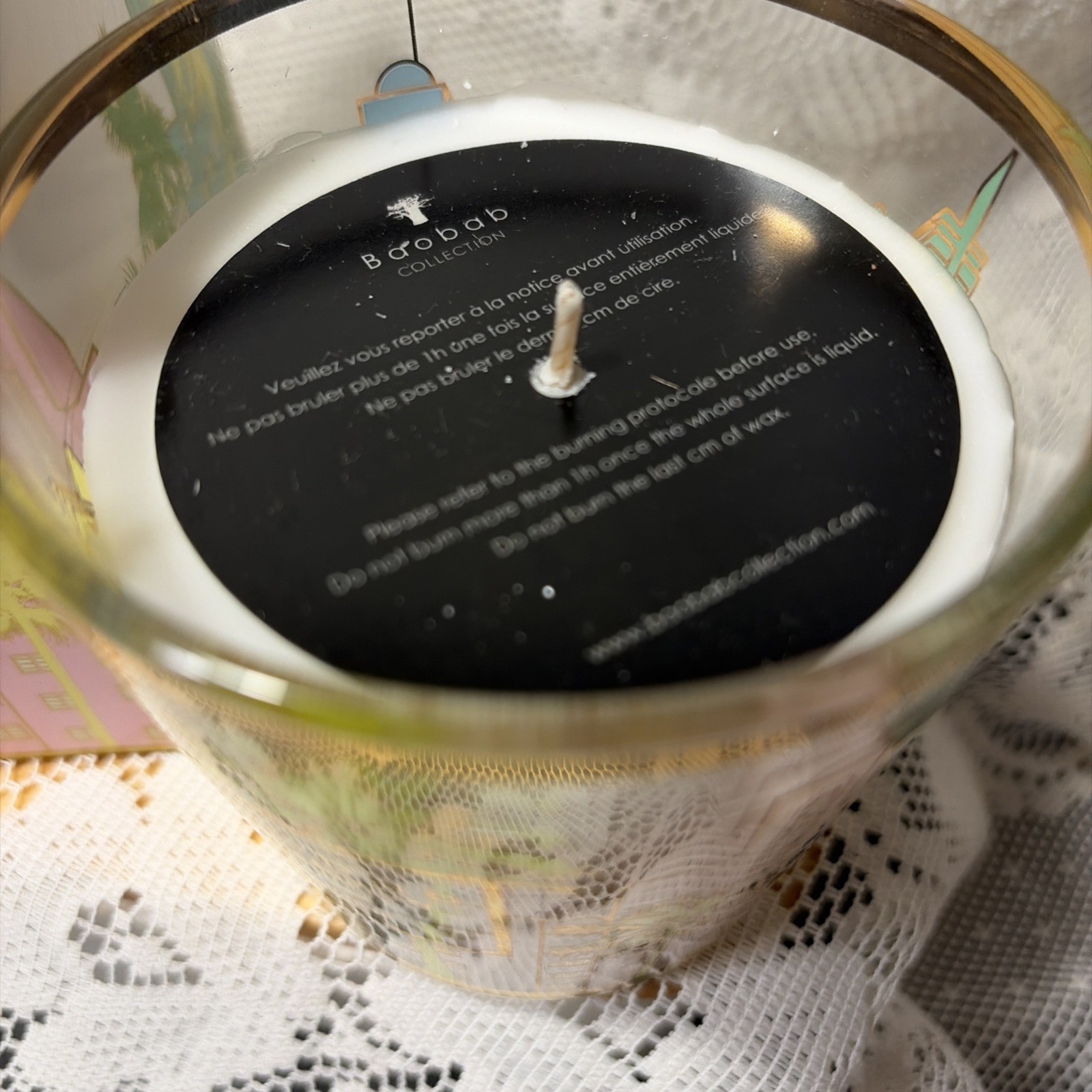 Baobab Bougie Perfume Candle Art Deco Building Miami 6.7ounce Smells Amazing