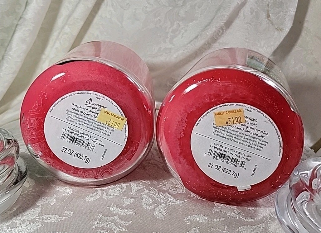 Yankee Candle Art In The Park Large Jar – Set of 2 – NEW – Retired Scent