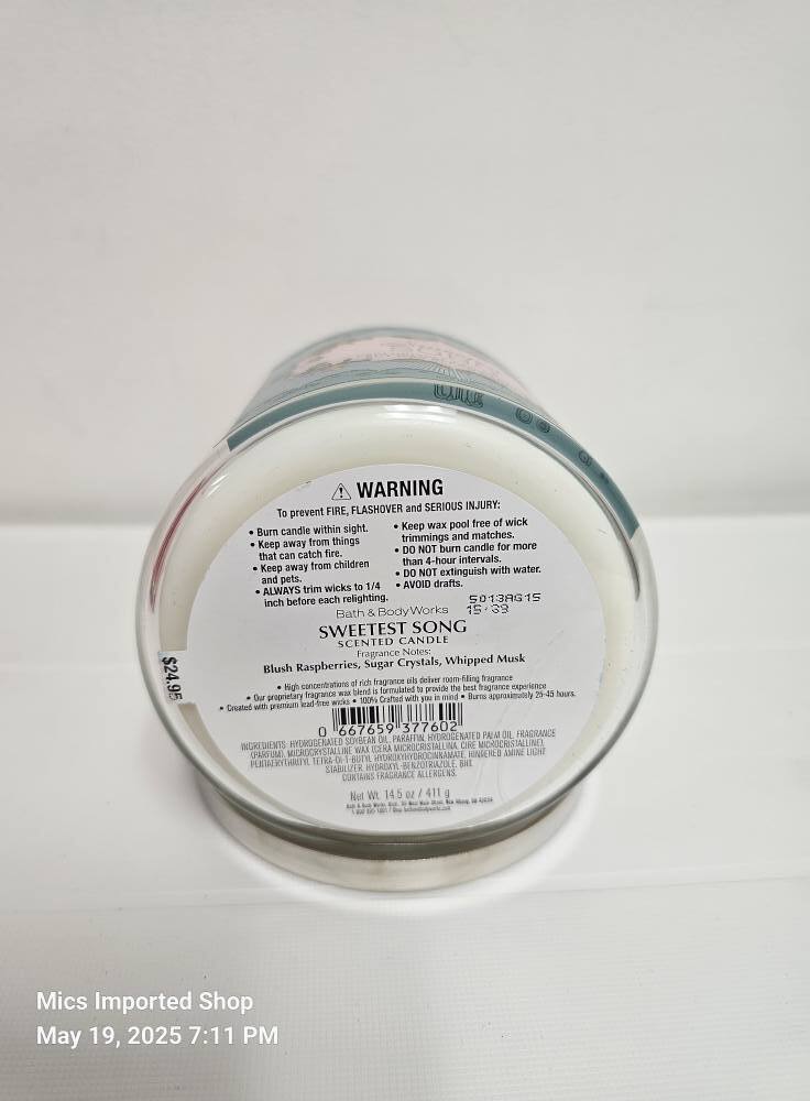 Bath & Body Works 3 Wick Scented Candle With Natural Essential Oils Pick Now