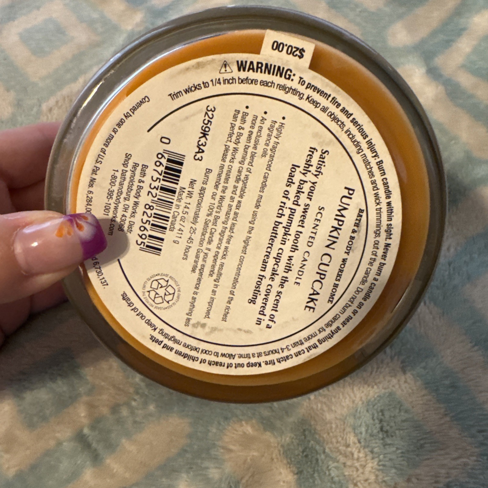 Bath & Body Works PUMPKIN CUPCAKE Candle 3 Wick Large Size 14.5 oz Very Rare New