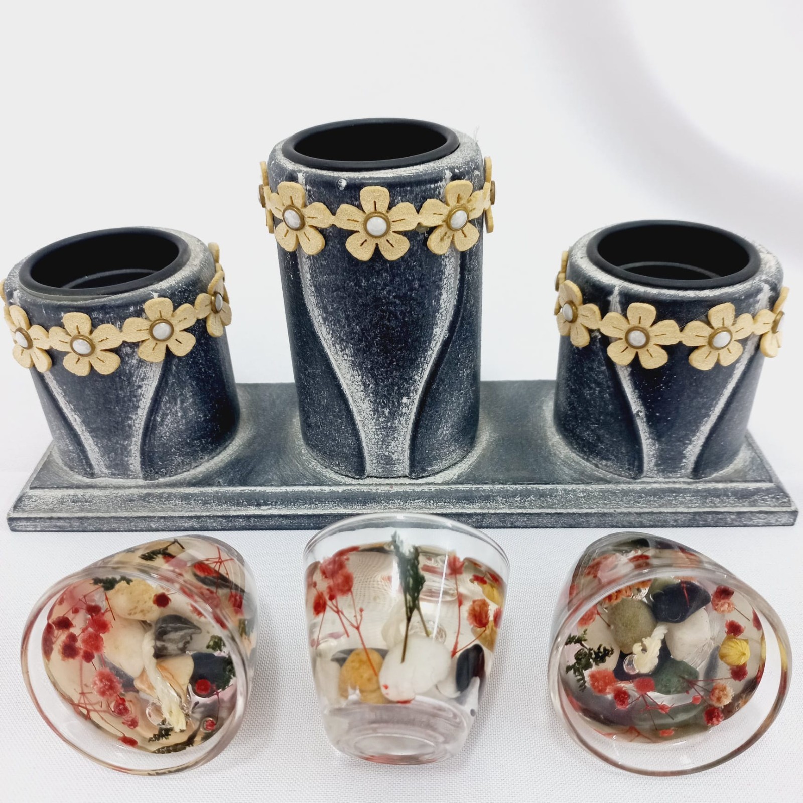 Handmade Botanical Gel Candles Set Vintage Style Antique Look Stand Clear Cups