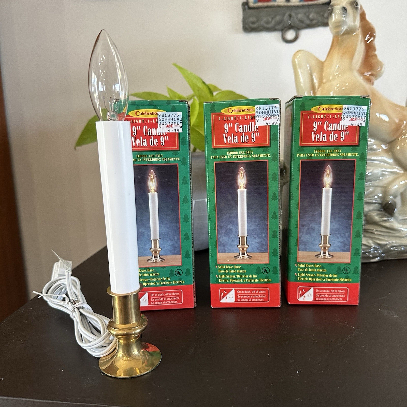 VTG (3) New Electric Window Candle Lamp Brass Base Dusk to Dawn Sensor