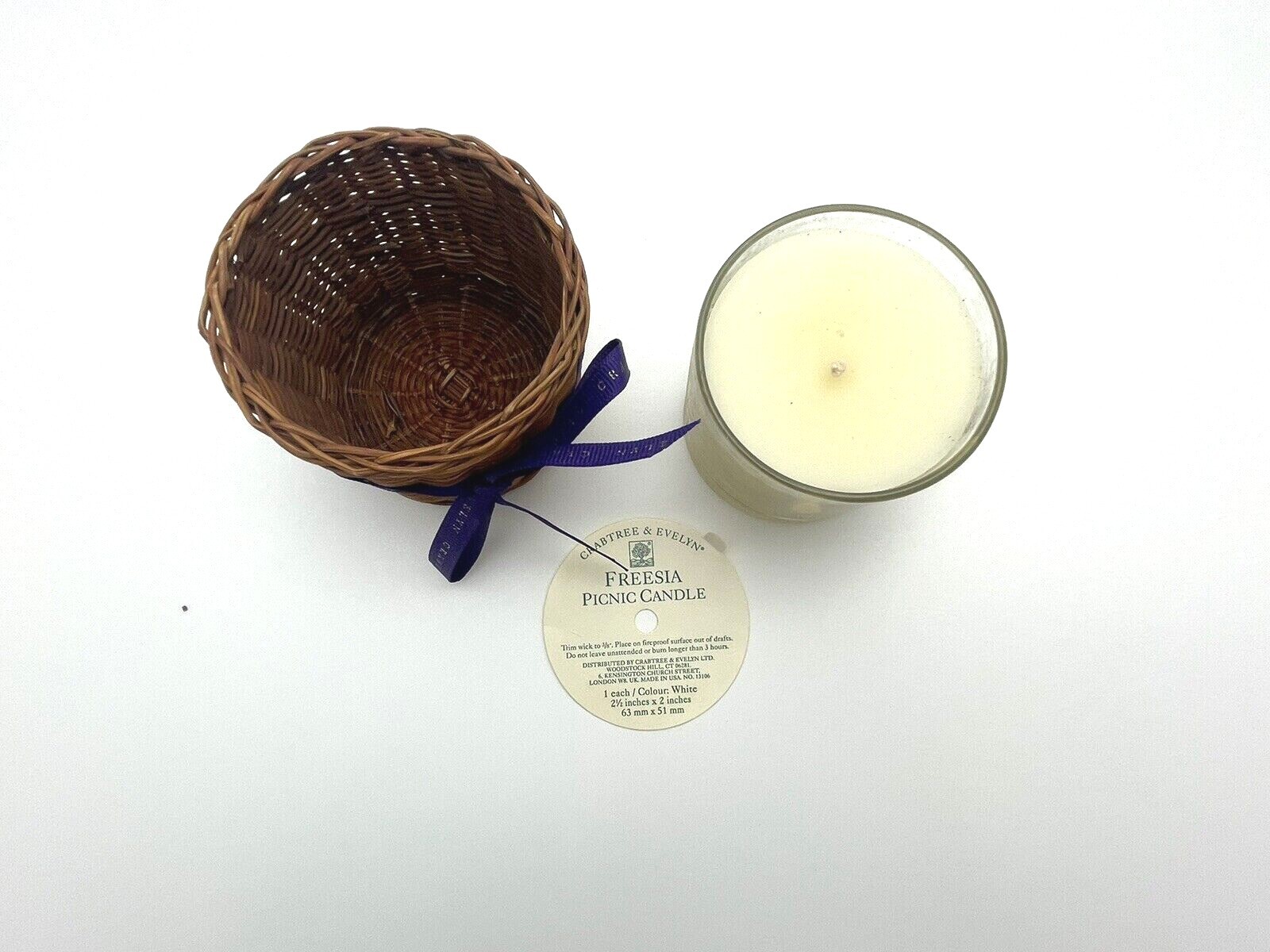 Crabtree And Evelyn Freesia Picnic Candle Vintage NEW, 2 1/2 in x 2 in