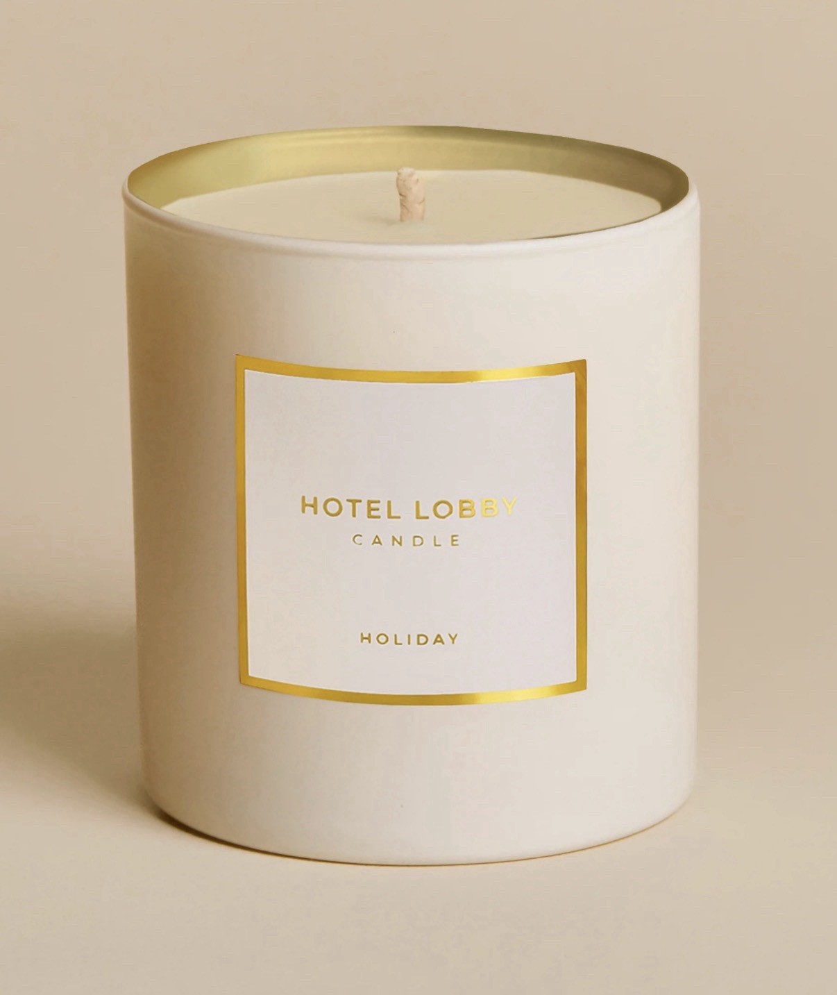 Hotel Lobby Candle Holiday Scent 9.75 oz Luxury Soy Candle NEW In Box