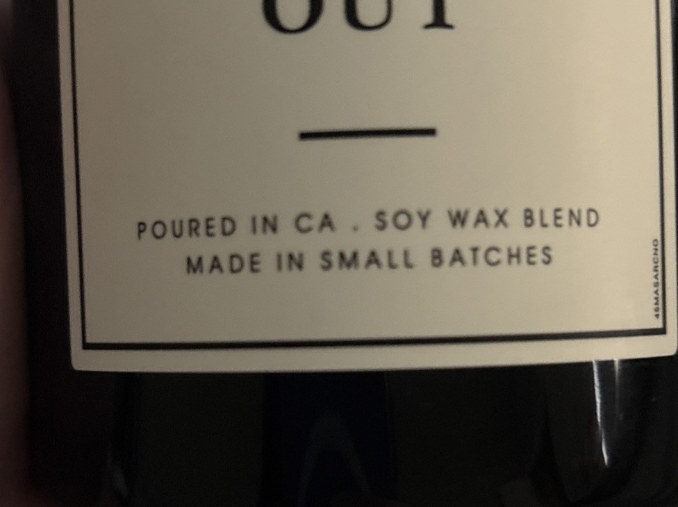 Masculine Aromas “Night Out” Candle – Soy Wax Blend – Black Jar – New