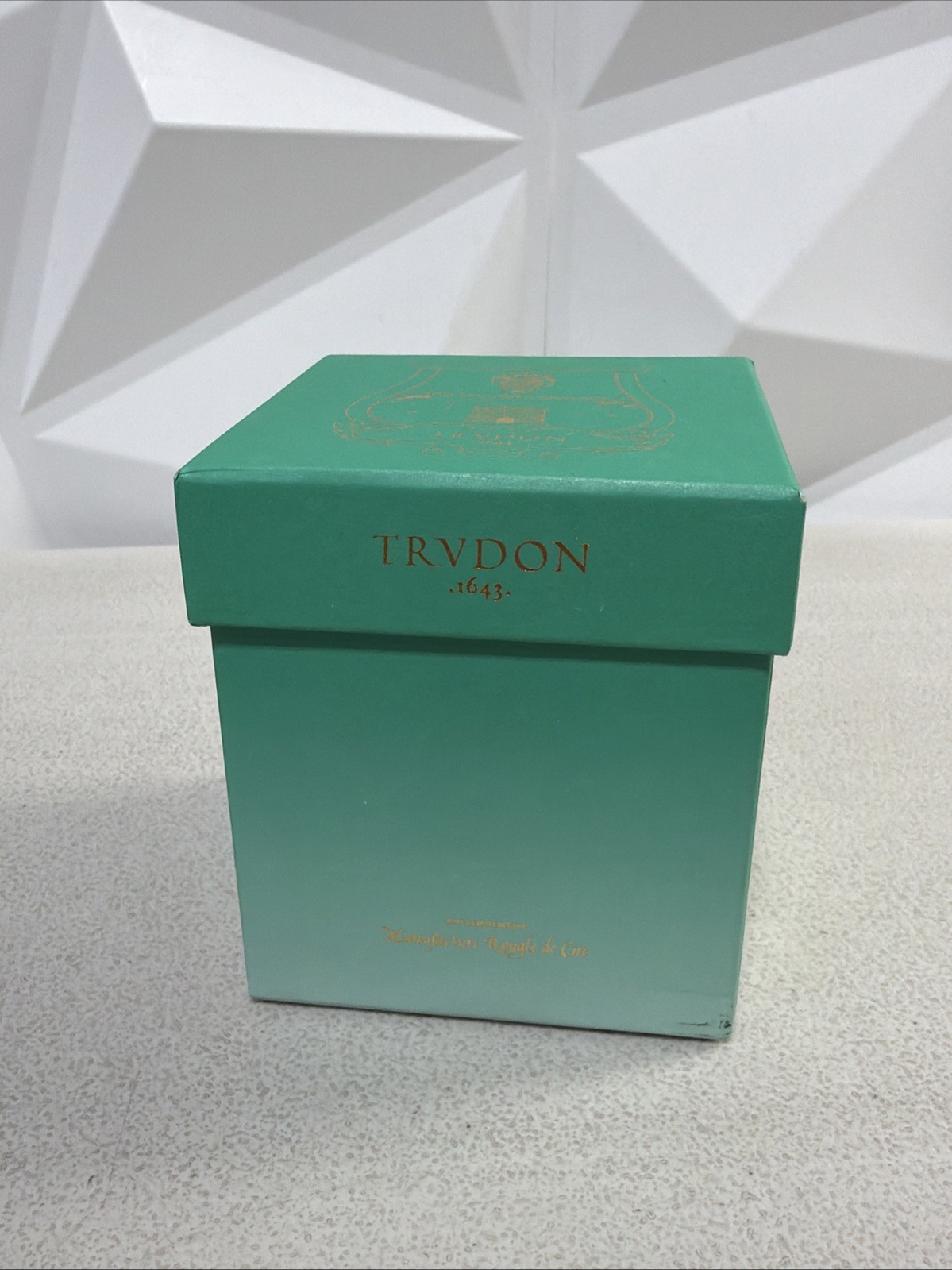 TRVDON ~ TRUDON UNDER THE TREES CANDLE 9.5g – 100% AUTHENTIC